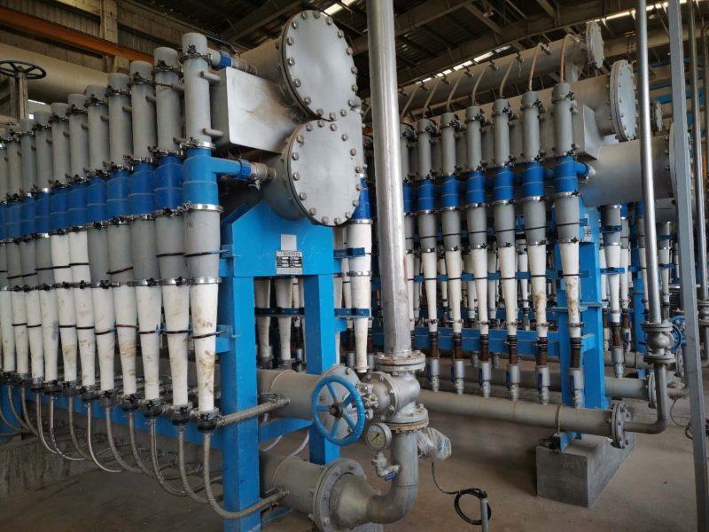Centri-Cleaners for low consistency pulp